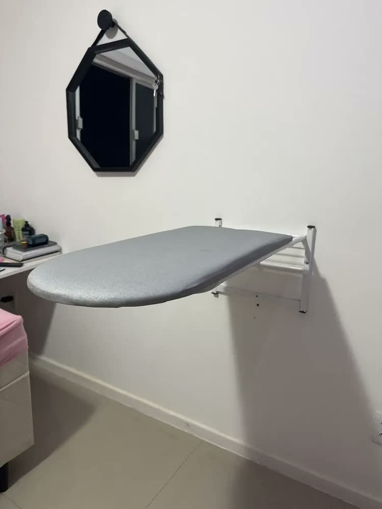 foto de Tábua De Parede Machado Casa E Lazer Suspensa Com Porta-Ferro Aço