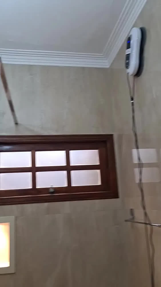 foto de Robô De Limpeza Wap Robot W500 Policleaner
