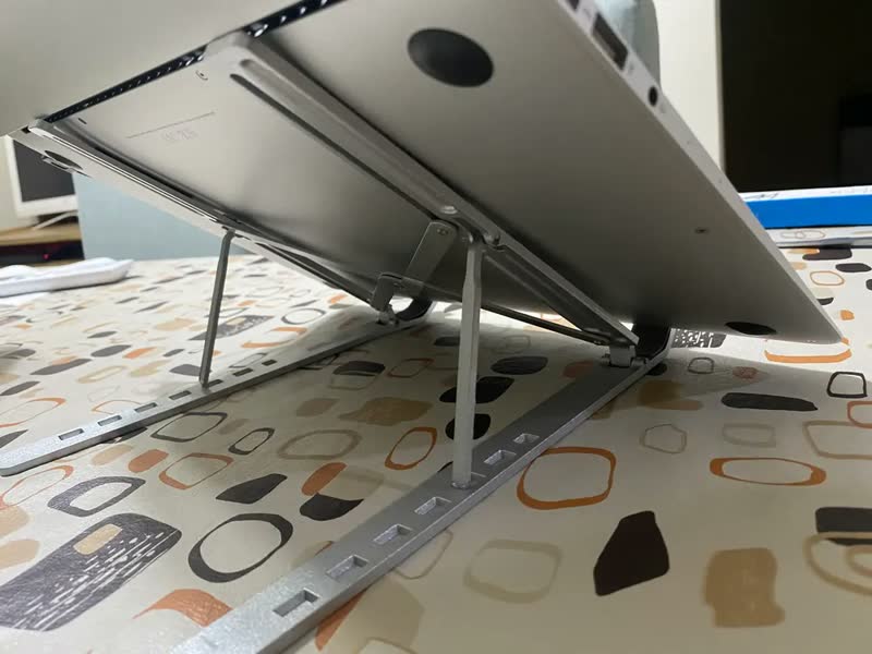 foto de Suporte Ajustável para Notebook de Alumínio, Dobrável com 6 Posições
