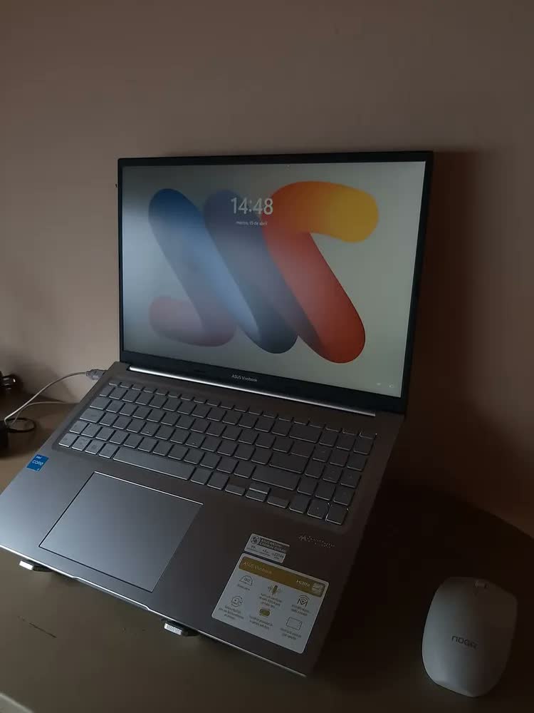 foto de Suporte Ajustável para Notebook de Alumínio, Dobrável com 6 Posições