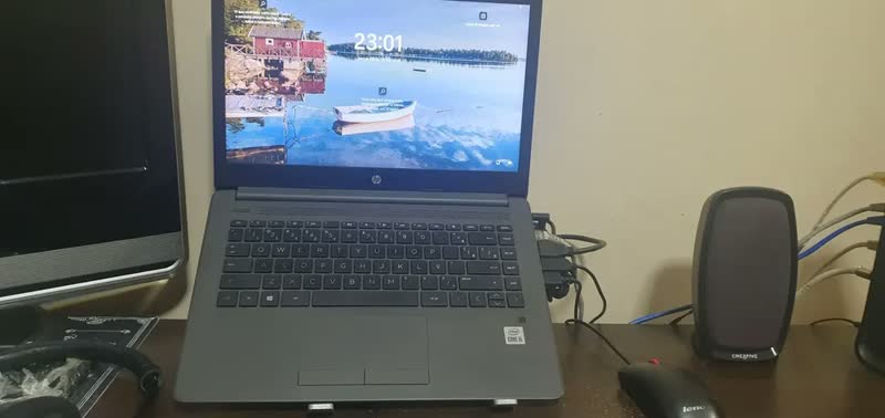 foto de Suporte Ajustável para Notebook de Alumínio, Dobrável com 6 Posições