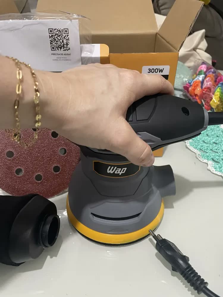foto de Lixadeira Elétrica Roto Orbital WAP WF LR01 12.000 RPM Encaixe de Lixa em Velcro
