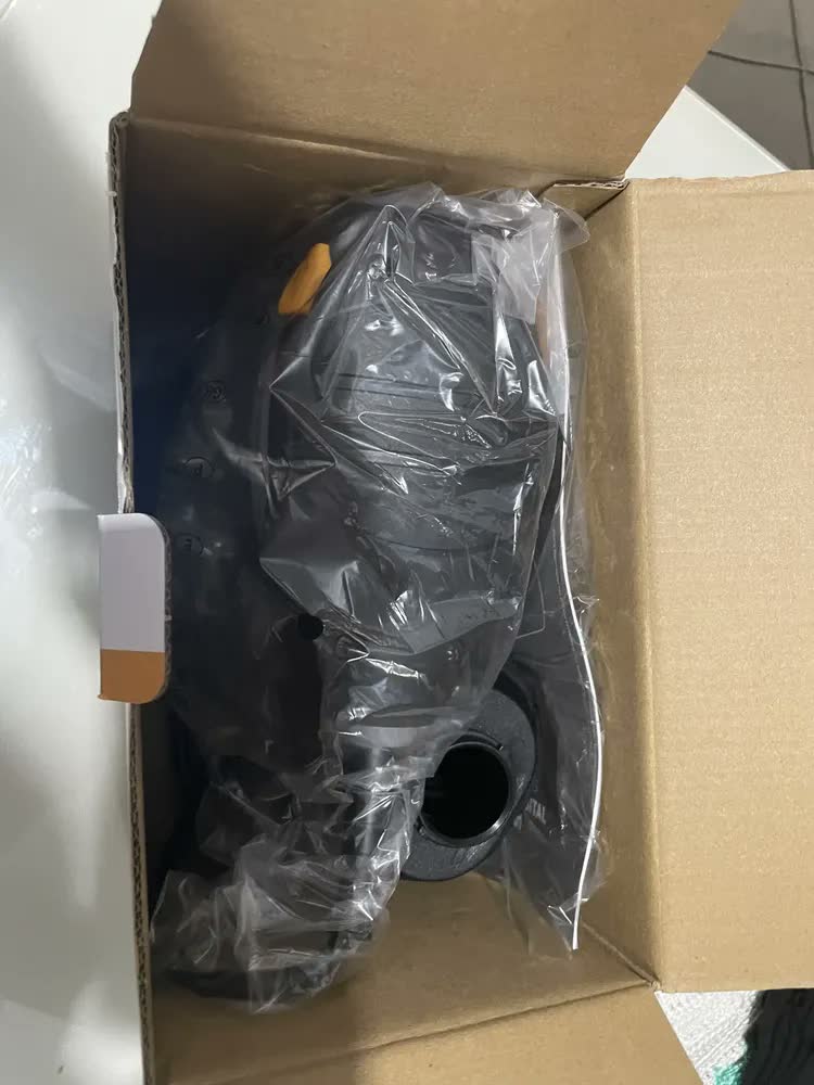 foto de Lixadeira Elétrica Roto Orbital WAP WF LR01 12.000 RPM Encaixe de Lixa em Velcro