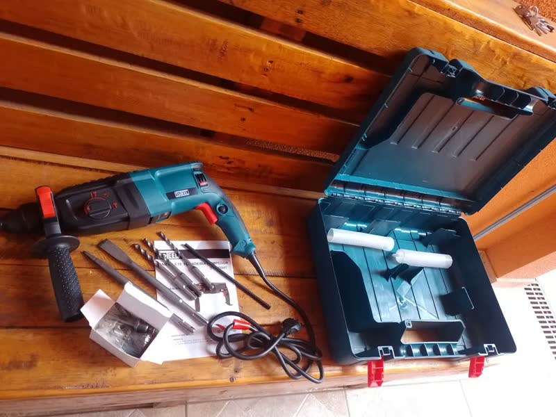 foto de Martelete Rotativo Furadeira Impacto 1000w 12pç Profissional Cor Azul