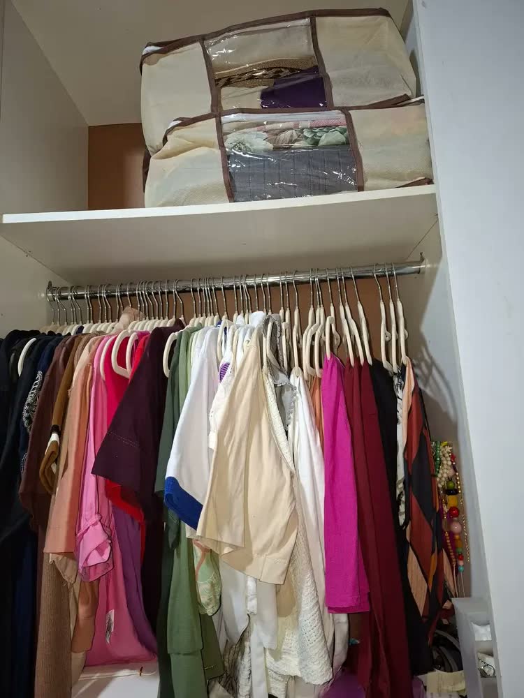 foto de Kit 5 Organizadores Multiuso Anti-mofo Edredom Roupas De Cama Cobertores Versátil Proteção Contra Umidade Tamanho G 60x45x30