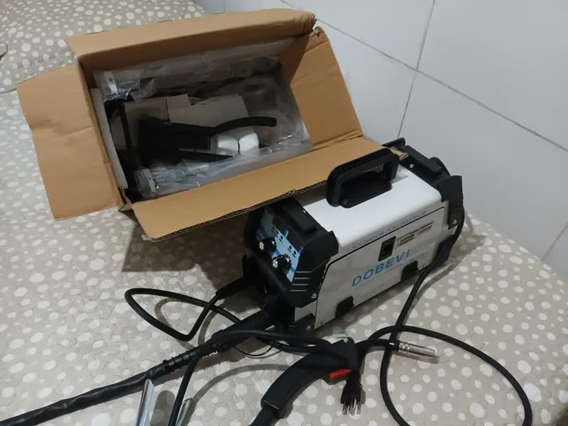 foto de Máquina Solda Inversora Mig+tig+mma 3 Em 1 Dobevi