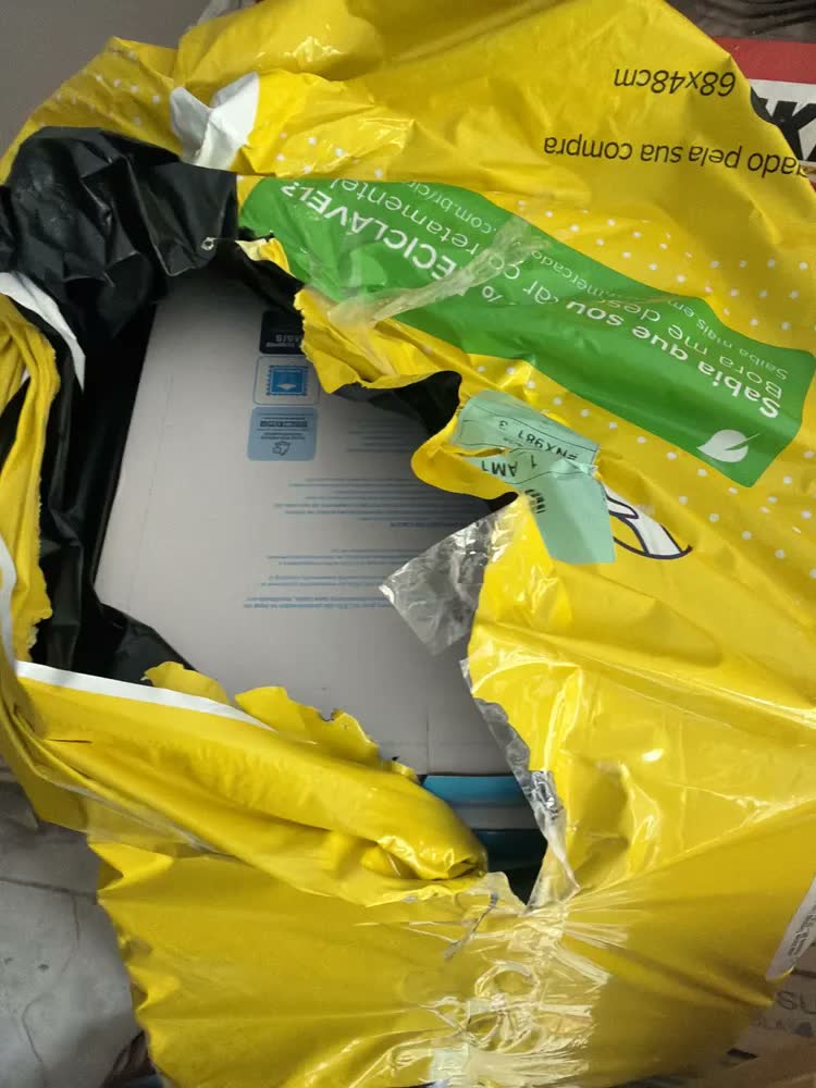 foto de Kit 10 Plafon Led Quadrado de Embutir 18w 6500k Branco Frio Play Blumenau Drive Interno