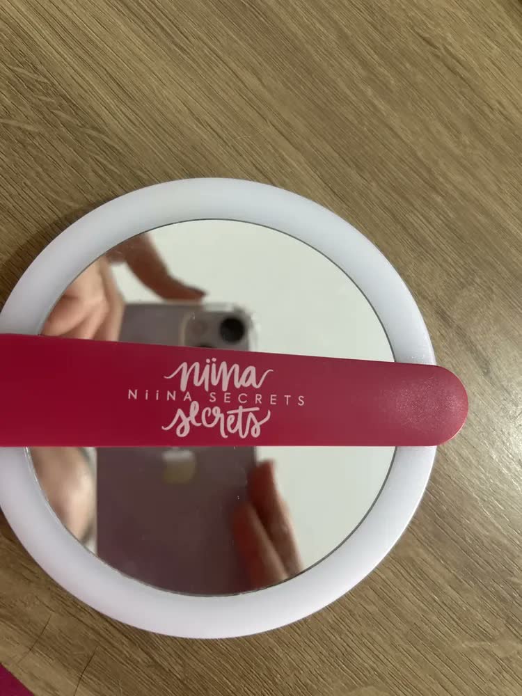 foto de Espelho Led Eudora Nina Secrets Cor Rosa