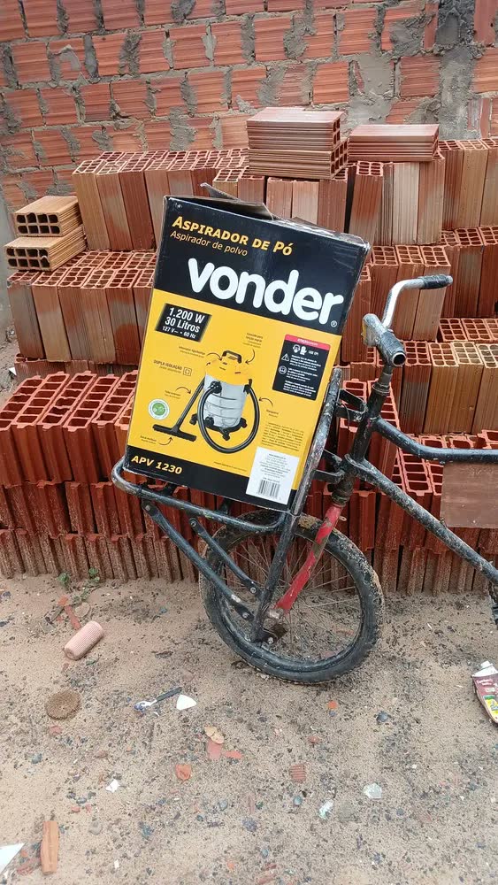 foto de Aspirador De Pó e Líquidos Profissional 30 Litros Apv 1230 Vonder