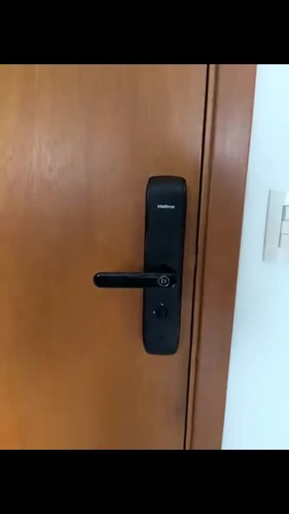 foto de Fechadura Digital Intelbras Mfd 7000 D Maçaneta Embutir Abnt Senha Tag