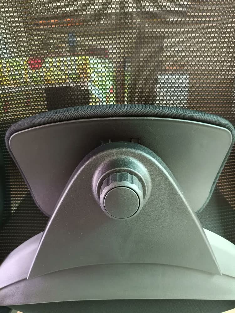 foto de Cadeira De Escritório Ergonômica Efa Marquesa Preta Cor Preto Material do estofamento Mesh