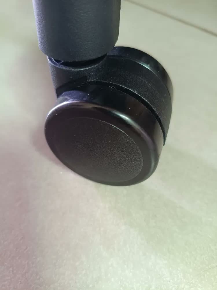 foto de Cadeira De Escritório Ergonômica Efa Marquesa Preta Cor Preto Material do estofamento Mesh