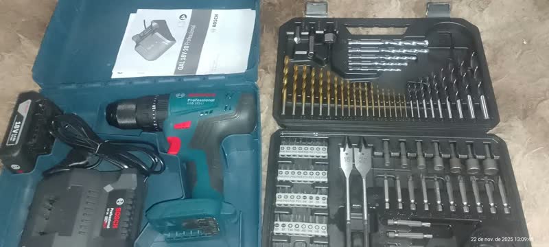foto de Parafusadeira E Furadeira De Impacto A Bateria 18v Bosch Gsb 183-li Maleta Com Kit Brocas E Bits Profissional 103 Peças