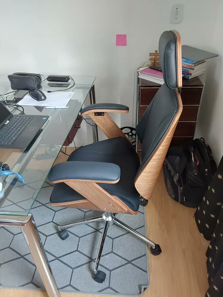 foto de Cadeira Presidente Executiva Couro Ergonômica Escritório