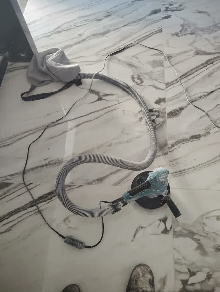 foto de Lixadeira de Parede Profissional Tssaper 850W com LED para Massa Corrida e Drywall