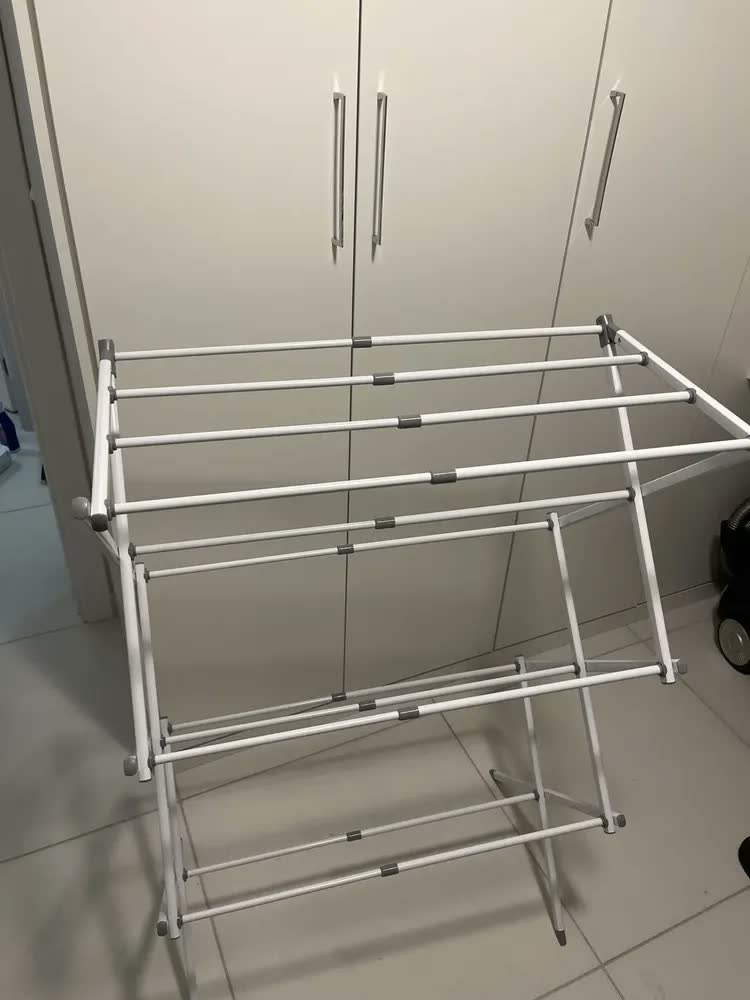 foto de Varal Vertical Chão Retrátil Dobrável Powermaid Apartamento Branco
