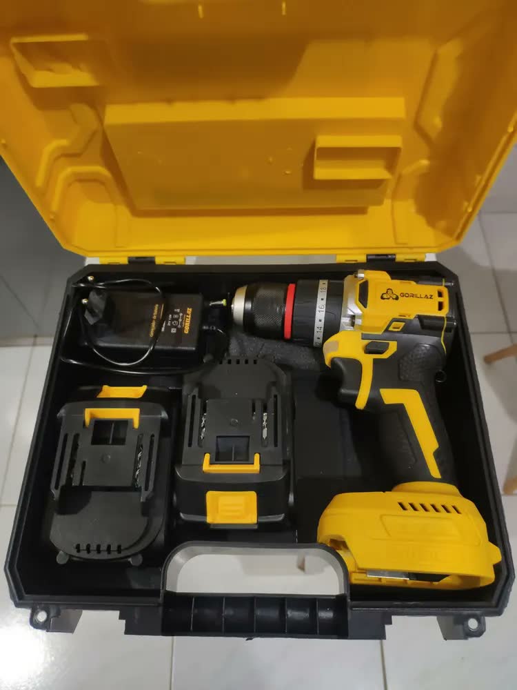 foto de Furadeira Parafusadeira Impacto Sem Fio 2 Baterias Brushless 3/8
