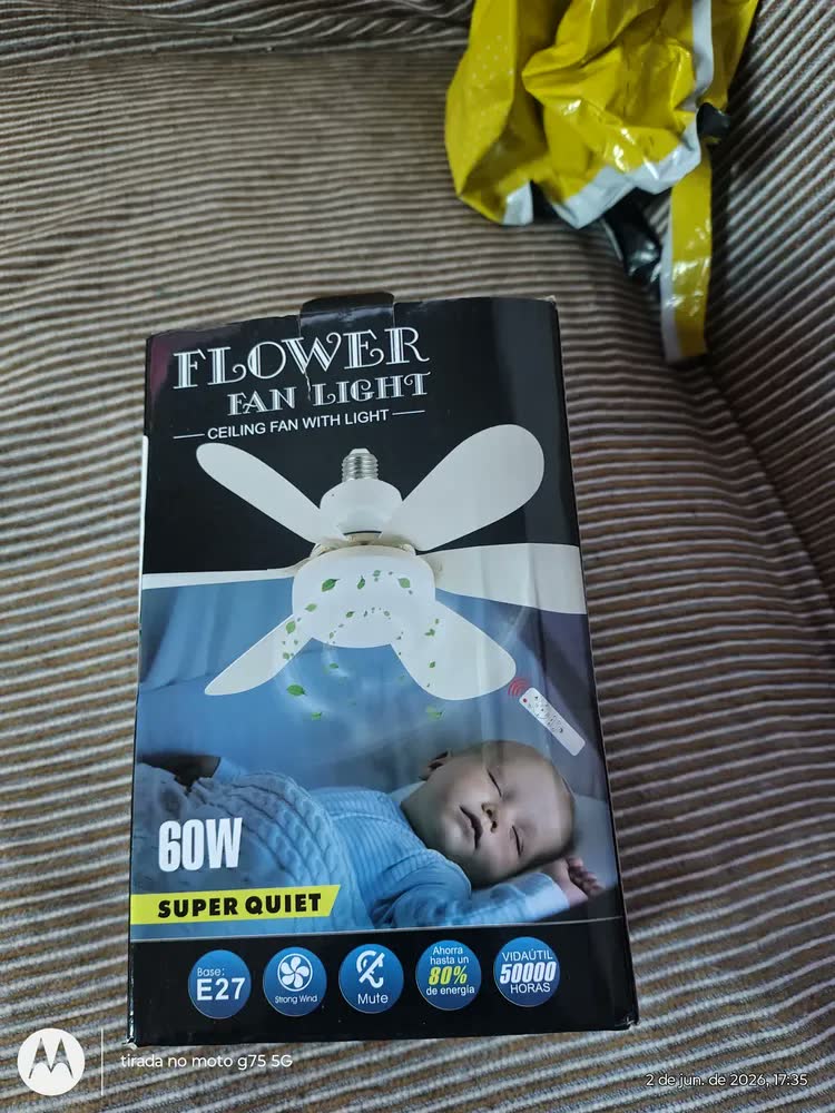 foto de Ventilador de Teto Led 42cm Branco Controle Remoto Bivolt Silencioso