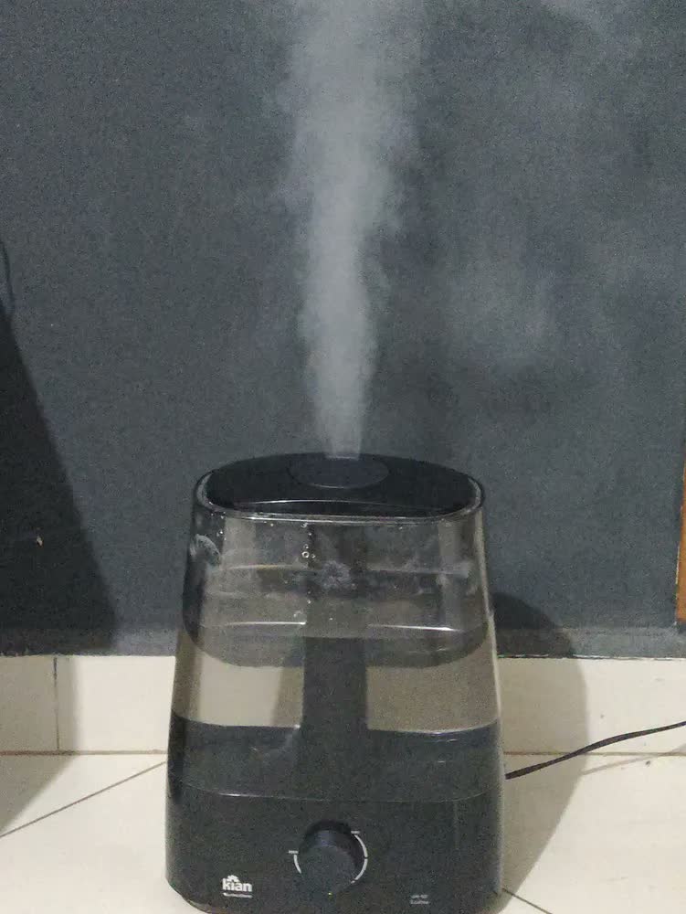 foto de Umidificador de Ar Kian Ultrassônico 5 L Bivolt com Desligamento Automático