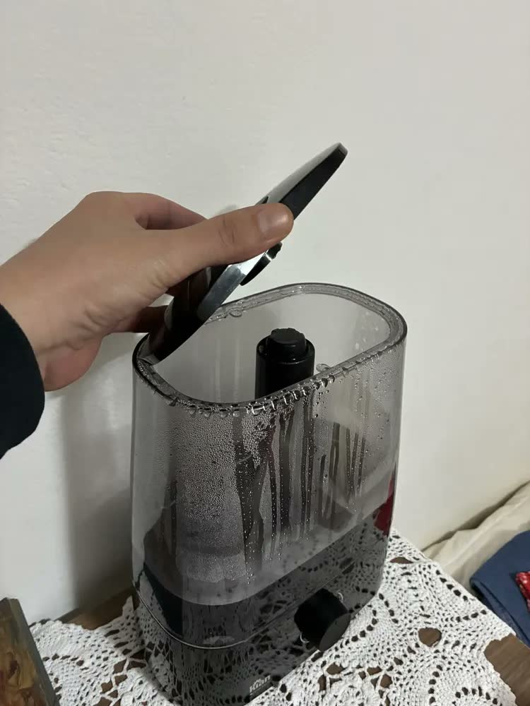 foto de Umidificador de Ar Kian Ultrassônico 5 L Bivolt com Desligamento Automático