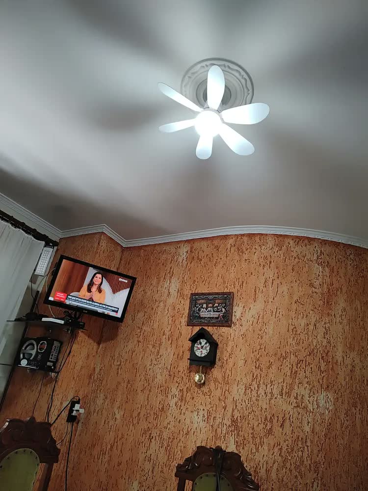 foto de Ventilador Teto Hw Com Luz Integrada Silencioso Branco portatil