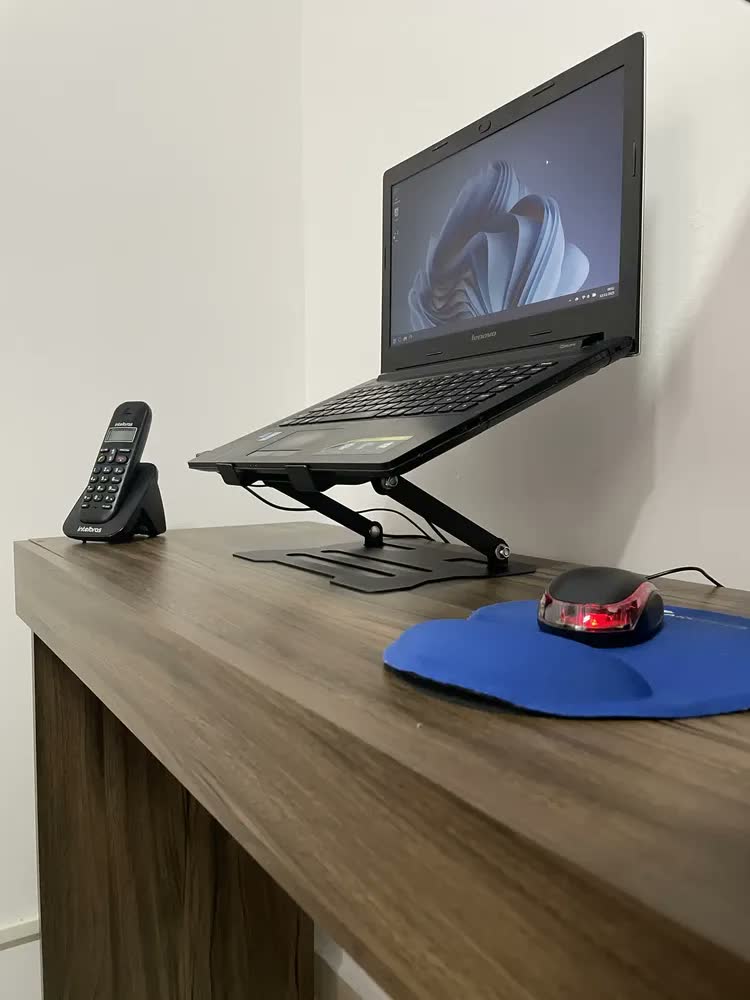 foto de Suporte Notebook Macbook Note Ajustável Mesa Escritorio Robusto Articulável Até 17