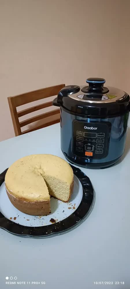 foto de Panela De Pressão Elétrica 6l Gaabor Multifuncional 1000w Cor Azul Frequência 60Hz