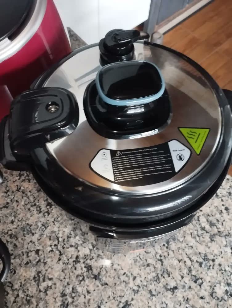 foto de Panela De Pressão Elétrica 6l Gaabor Multifuncional 1000w Cor Azul Frequência 60Hz