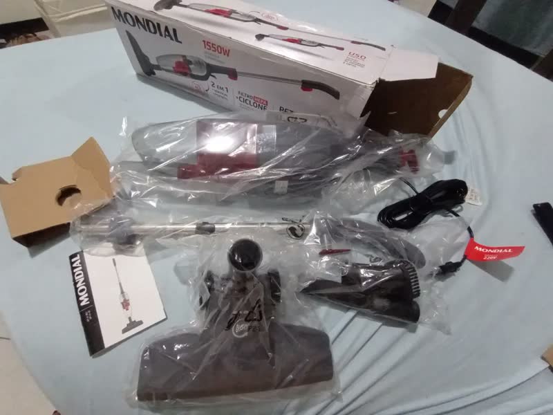 foto de Aspirador De Pó Turbo Cycle Hepa 1550w Ap-41-gi Mondial