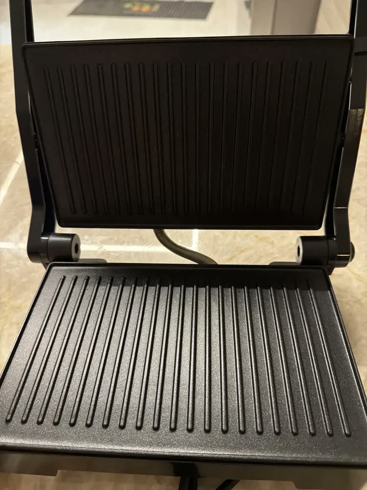 foto de Grelha Grill Chapa Antiaderente Essencial Itatiaia Inox