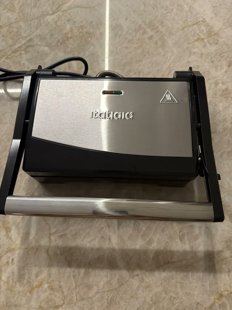 foto de Grelha Grill Chapa Antiaderente Essencial Itatiaia Inox