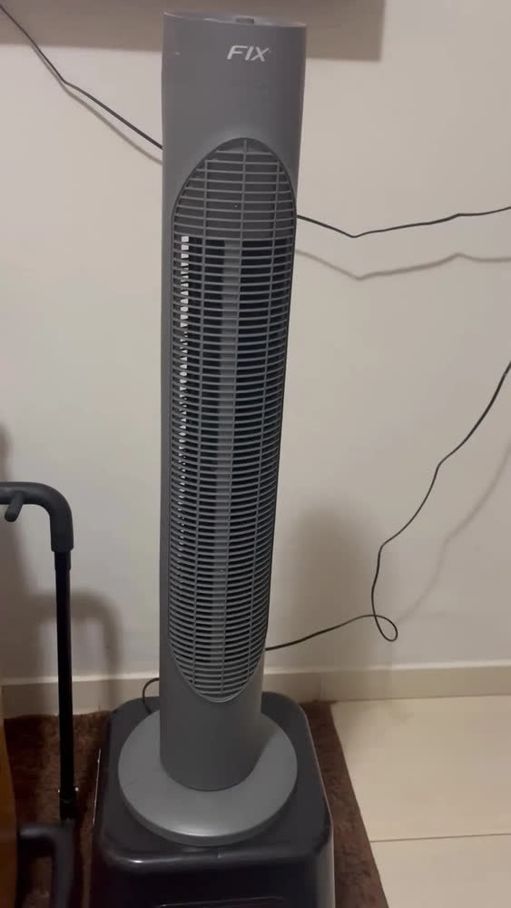 foto de Ventilador de Torre Fix Silencioso, 3 Velocidades e Oscilação