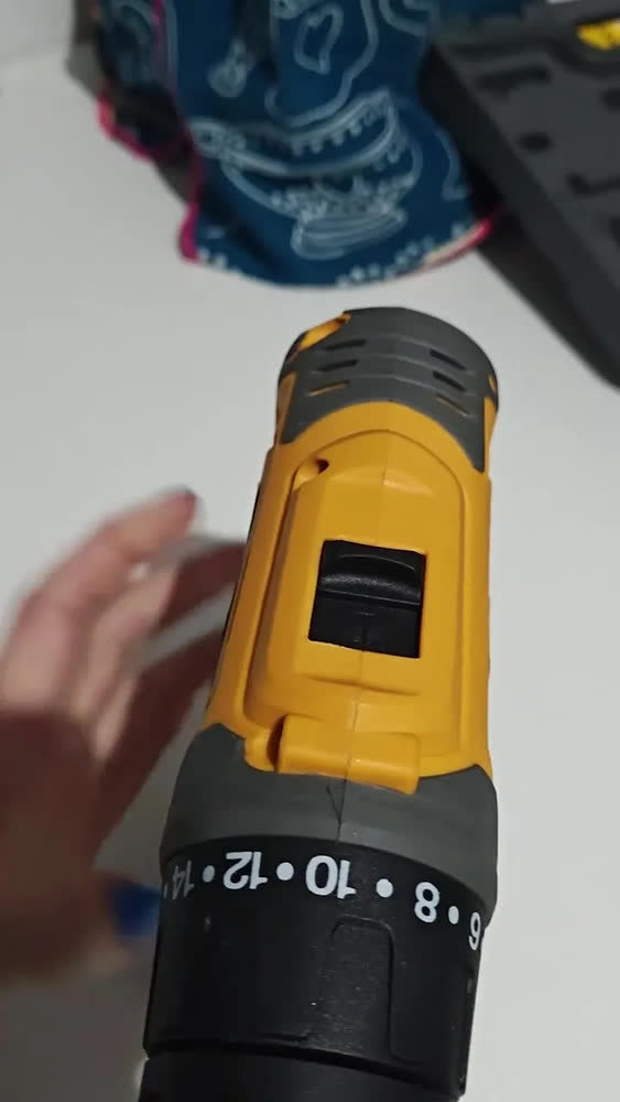 foto de Parafusadeira E Furadeira De Impacto Wf 12k3.2 Wap
