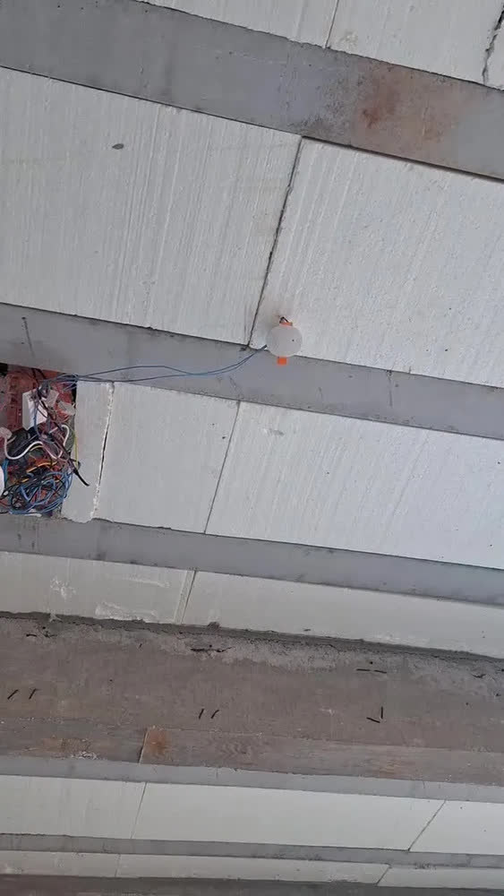 foto de Sensor Presença Humana Radar Inteligente Mmwave Smart Zigbee Cor Branco
