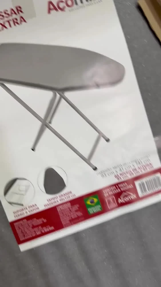 foto de Tabua De Passar Roupa Grande Mesa Extra Passadeira Dobrável Cor Prata Metalizado Liso