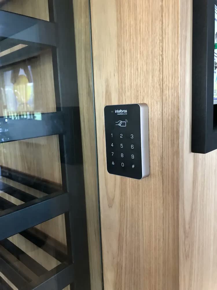 foto de Controlador De Acesso Digiprox Rfid Sa202 Intelbras