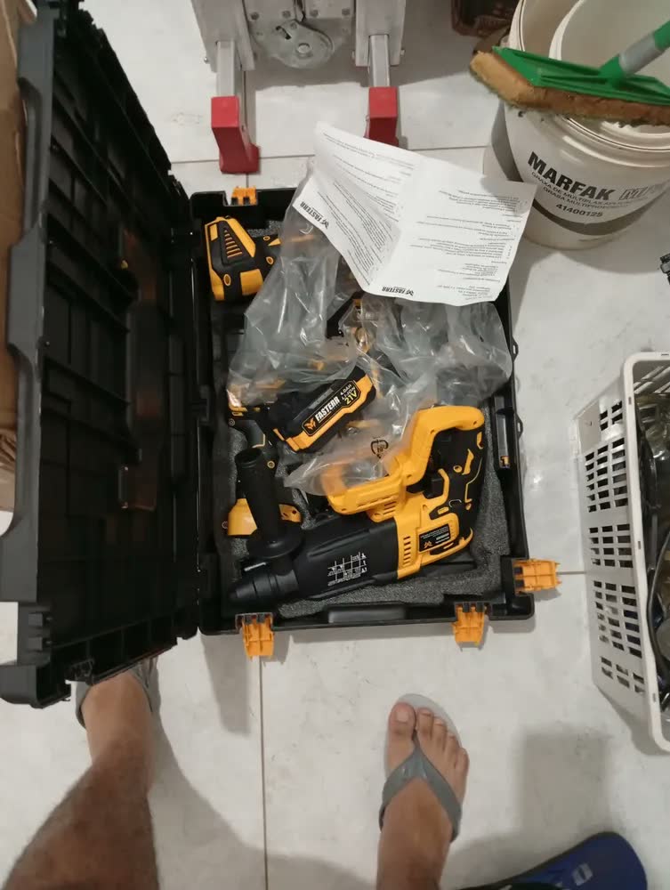 foto de Kit Multi Ferramentas A Bateria 4 Em 1 Brushless - Fasterr