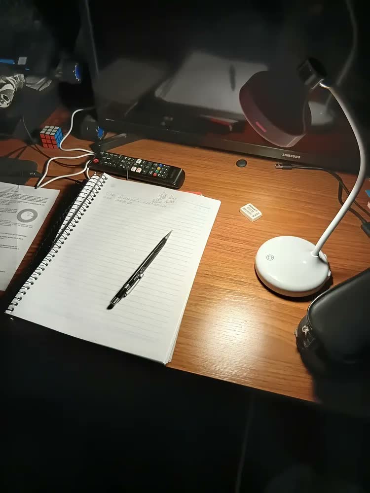 foto de Luminária De Mesa Abajur Quarto Articulável Led Touch Escritório Leitura Recarregável Shopthis