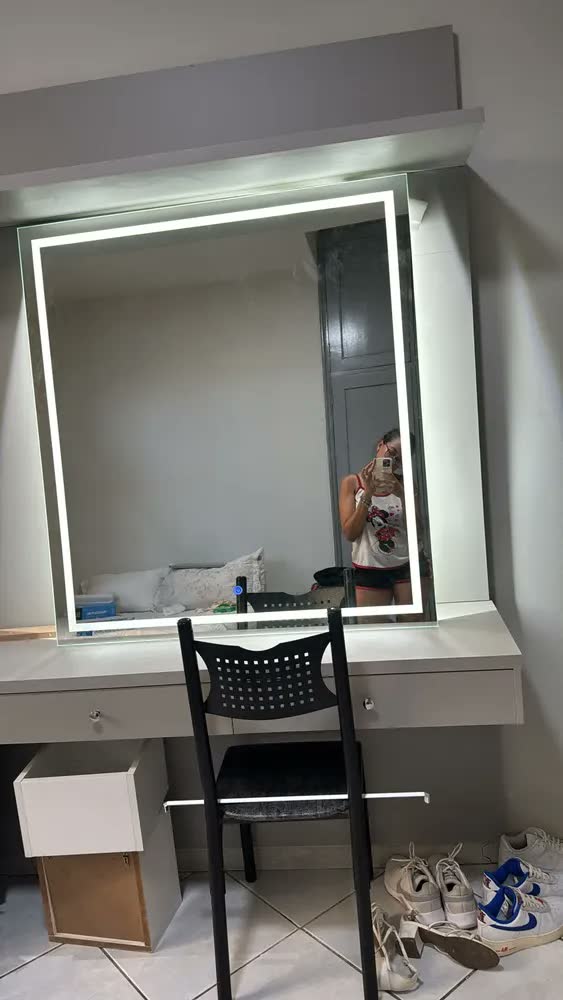 foto de Espelho Com Luz De Led 120x70 Camarin Salão De Beleza Moldura Sem Moldura