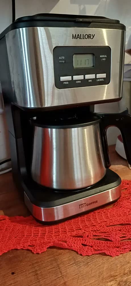 foto de Cafeteira Elétrica Mallory Easy Coffee – Programável, Jarra Inox, 32 Xícaras, Filtro Reutilizável