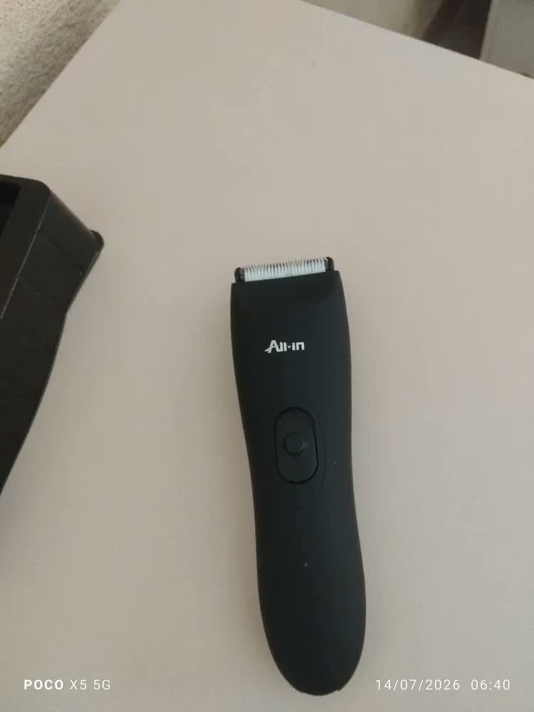 foto de All-in Barbeador Eletrico Aparador De Pelos Areas Intimas Barba Homem Aparelho De Barbear Maquina De Cortar Cabelo Recarregável A Prova Da Agua Portatil