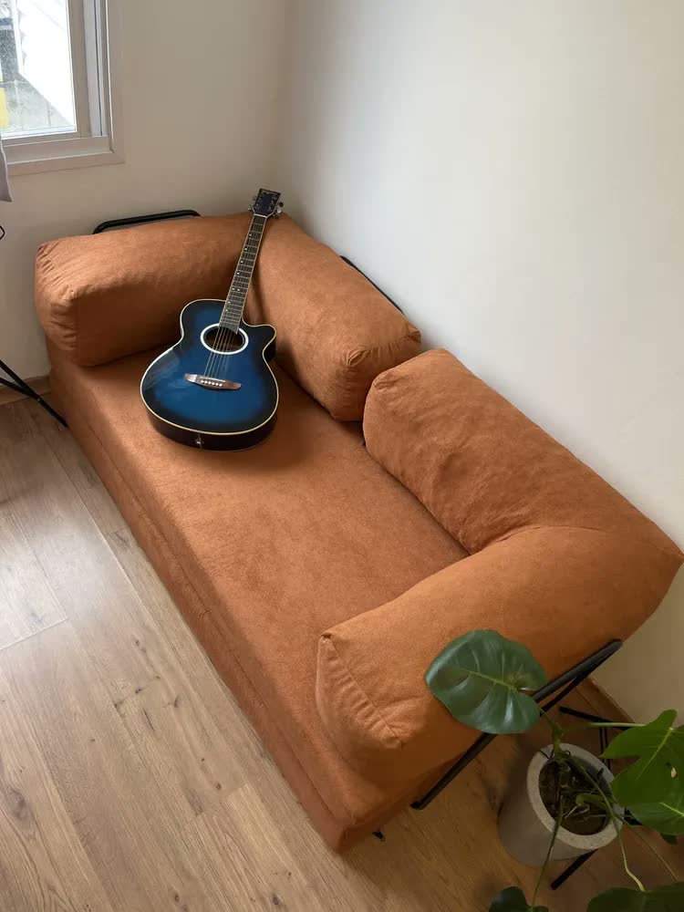 foto de Sofá Cama Casal 2 Em 1 Puff Pufe Na Caixa Industrial Moderno Cor Cinza