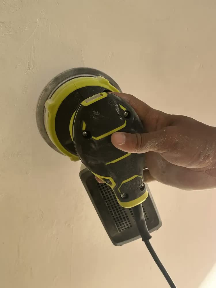 foto de Lixadeira Orbital 350W Profissional Circular 125mm Velocidade Variável Com 16 Lixas E Auto Sucção Coletor De Pó Desoon