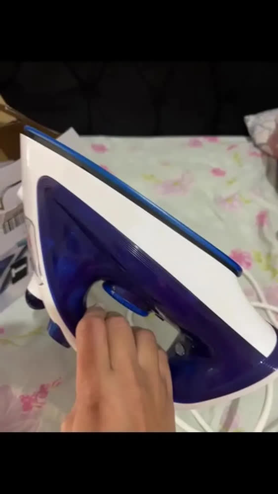foto de Ferro A Vapor Essentialgliss Azul Com Base Antiaderente Fea1