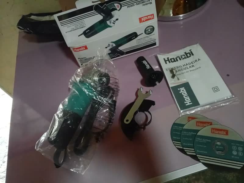 foto de Esmerilhadeira Lixadeira Angular 880w 115mm 11000rpm