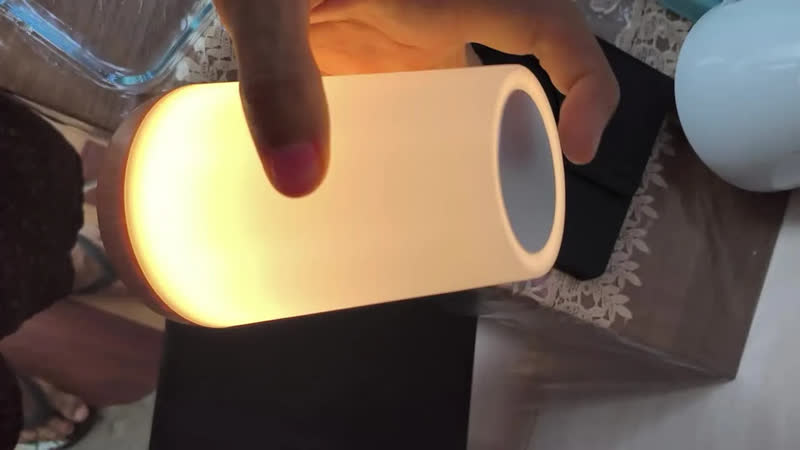 foto de Luminária Led Rgb Toque Controle Remoto Recarga Usb C/ Timer
