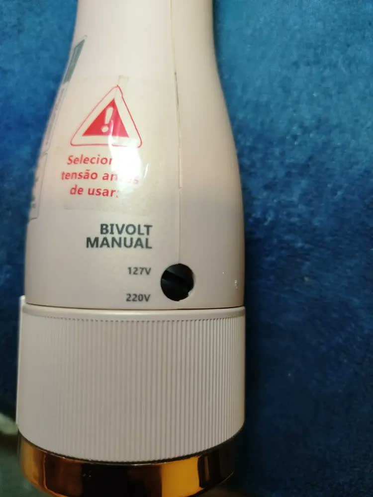 foto de Escova Secadora Britânia Linha Viih Tube Nanocerâmica BES36 Bivolt