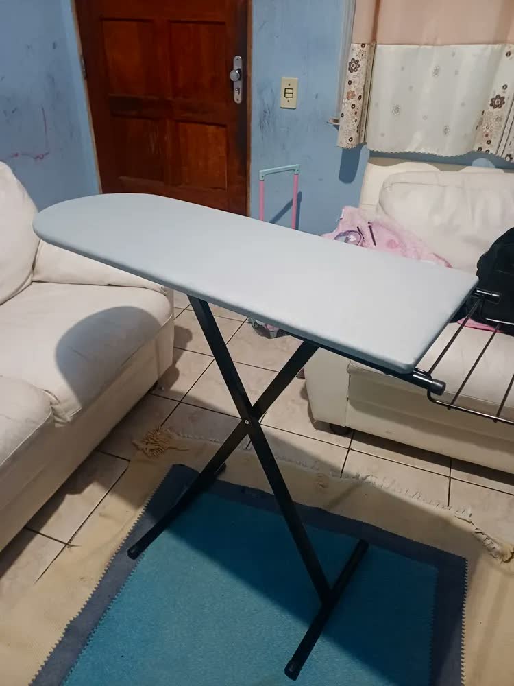 foto de Tábua de Passar Roupa Itagold Dobrável com Porta-Ferro e Estrutura Reforçada