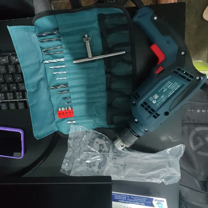foto de Furadeira De Impacto 1/2pol 750w C/ Kit De Acessórios Bosch