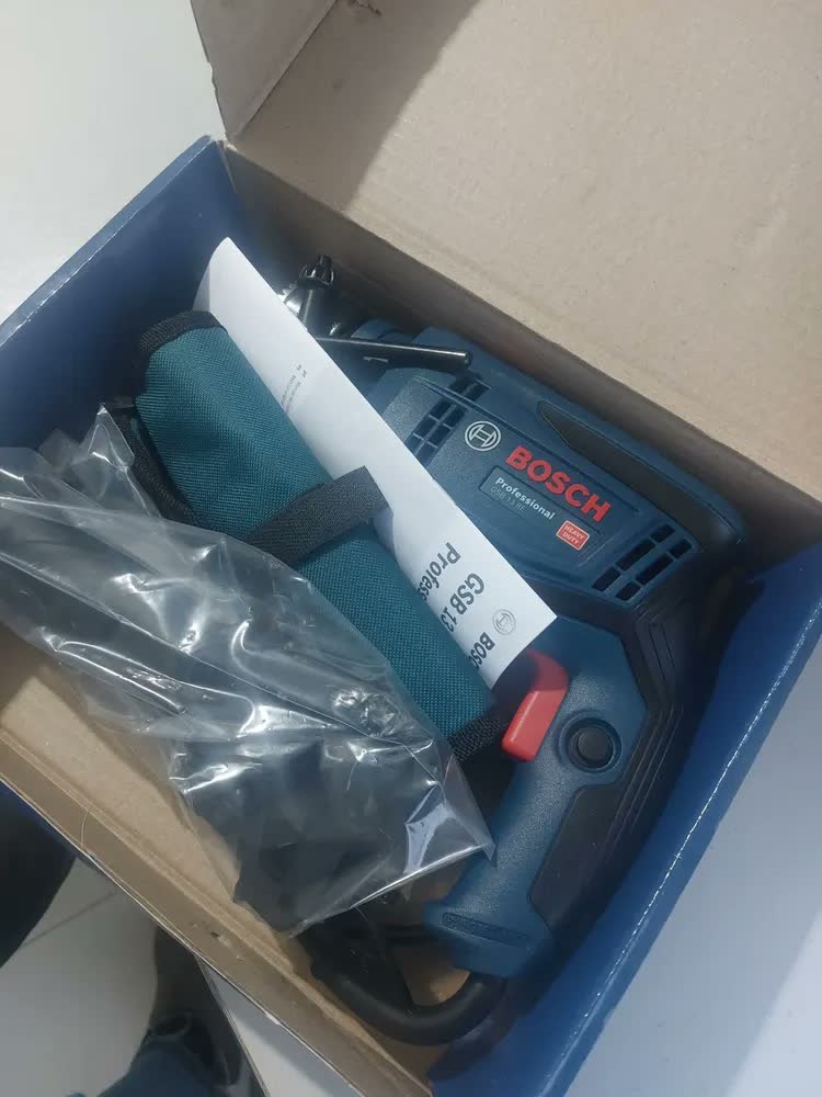 foto de Furadeira De Impacto 1/2pol 750w C/ Kit De Acessórios Bosch